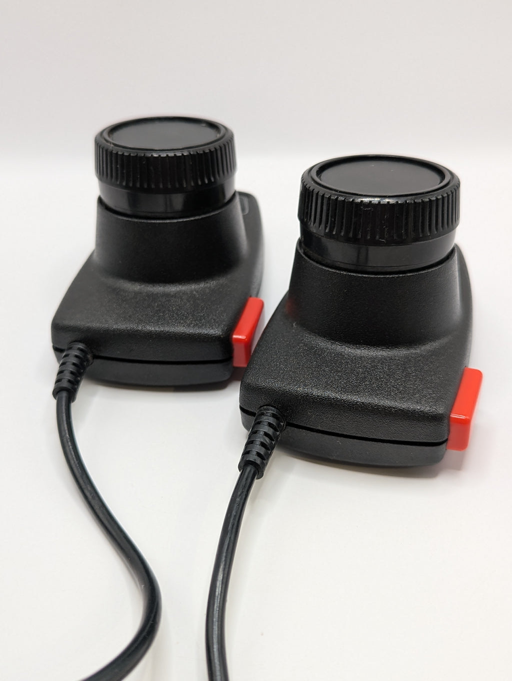 Atari 2600 Paddle Controller Set