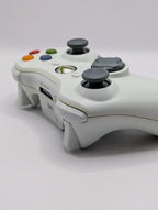 White Xbox 360 Controller