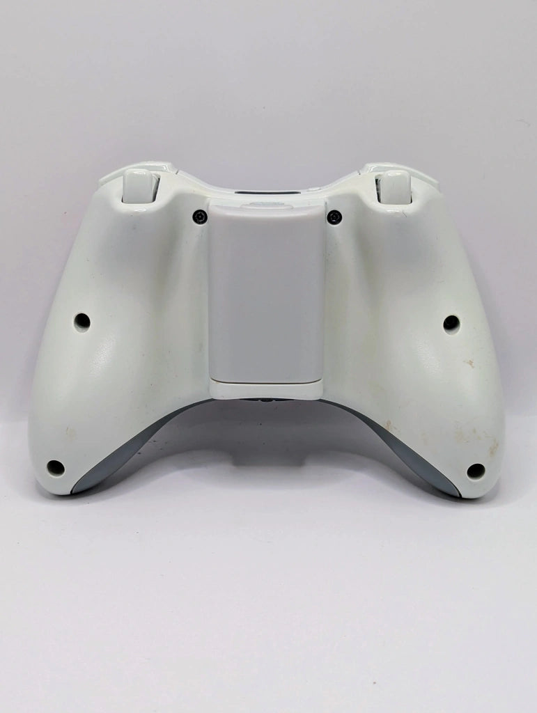 White Xbox 360 Controller