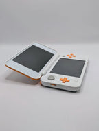 Nintendo 2DS XL White + Orange [Mario Kart 7 Pre-installed]