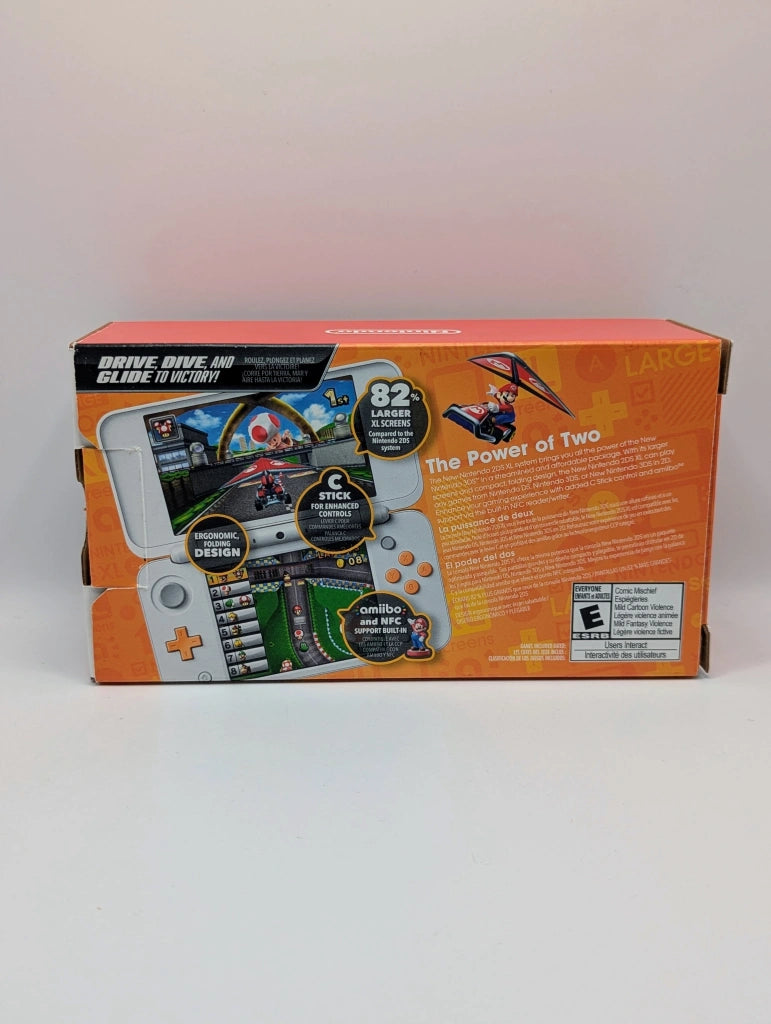 Nintendo 2DS XL White + Orange [Mario Kart 7 Pre-installed]