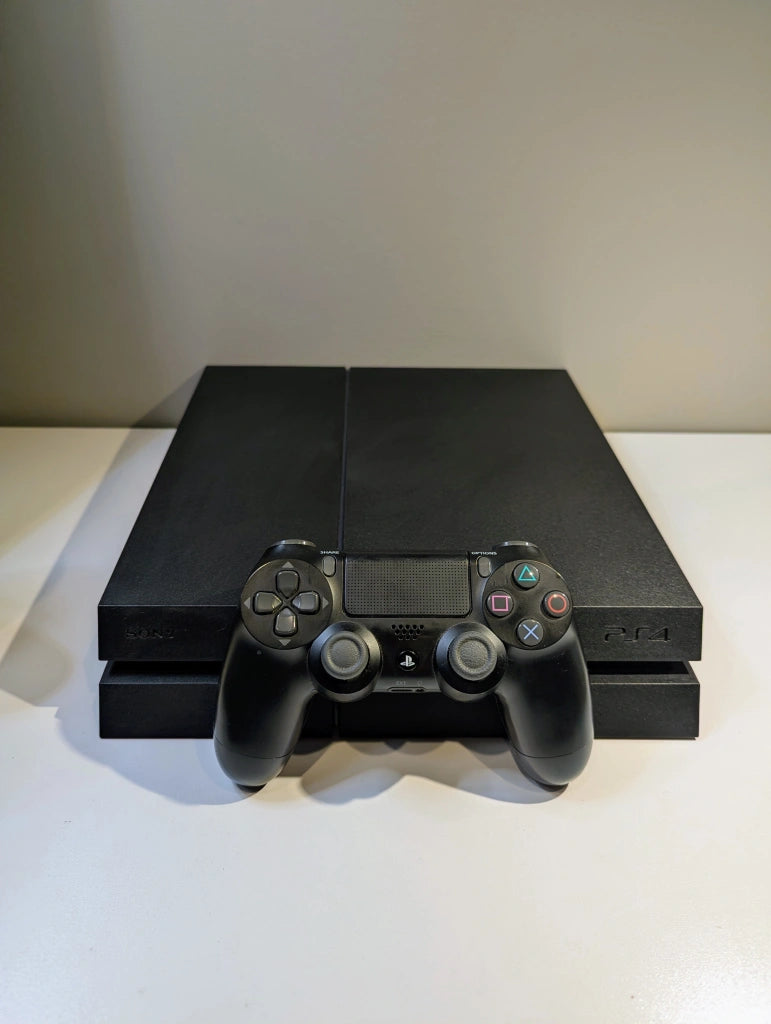 PlayStation 4 - CUH-1215A (500GB)