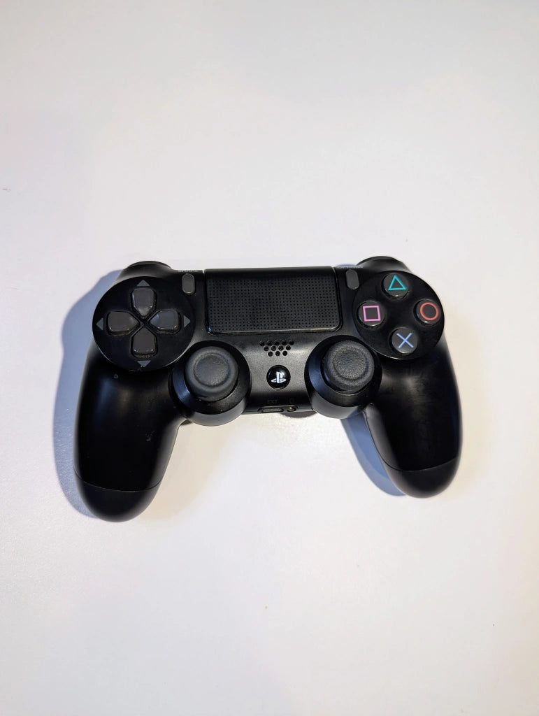 PlayStation 4 - CUH-1215A (500GB)