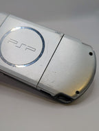 Silver PSP 3001 + 4GB Memory Stick