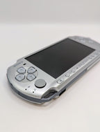 Silver PSP 3001 + 4GB Memory Stick