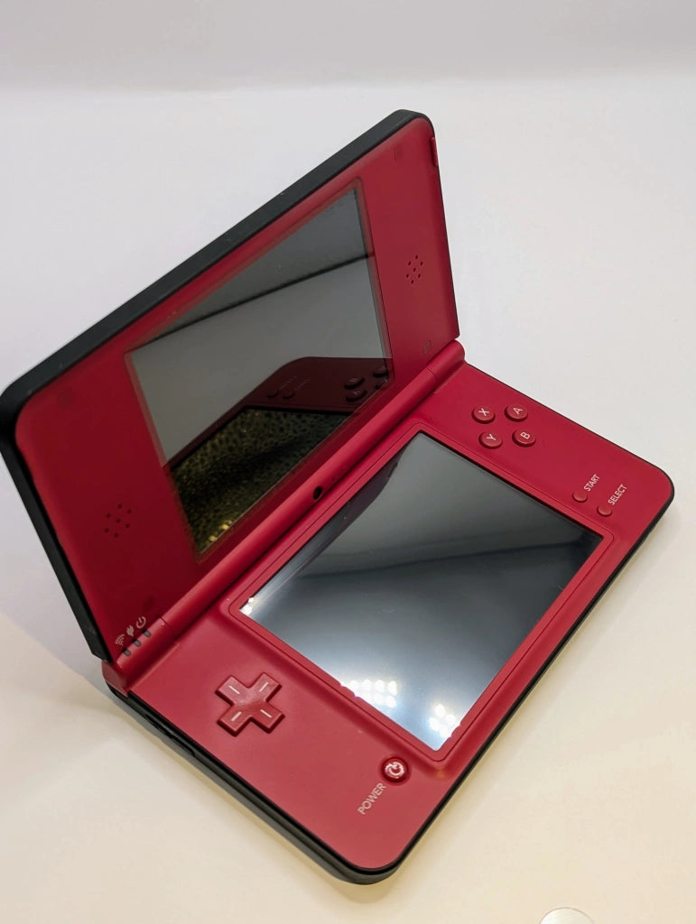 Nintendo DSi XL Red Limited Edition