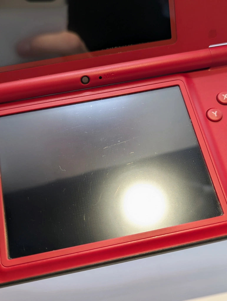 Nintendo DSi XL Red Limited Edition