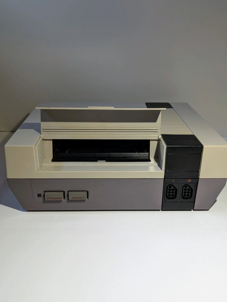Nintendo NES Console