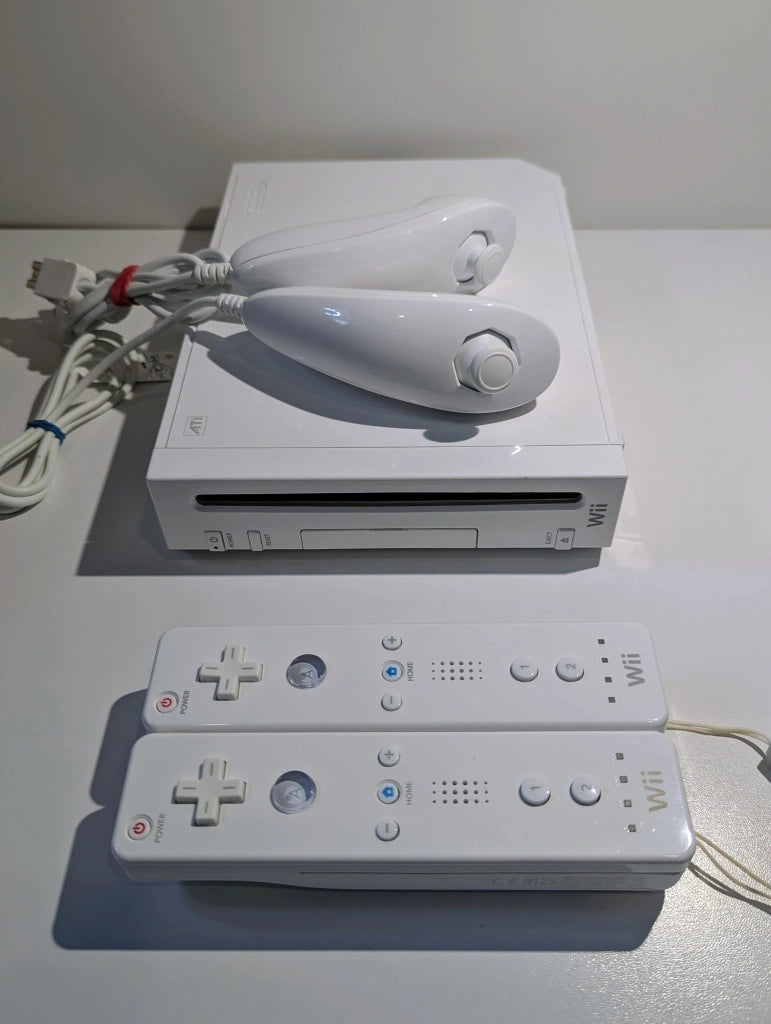 White Nintendo Wii Console w/ 2 Controllers