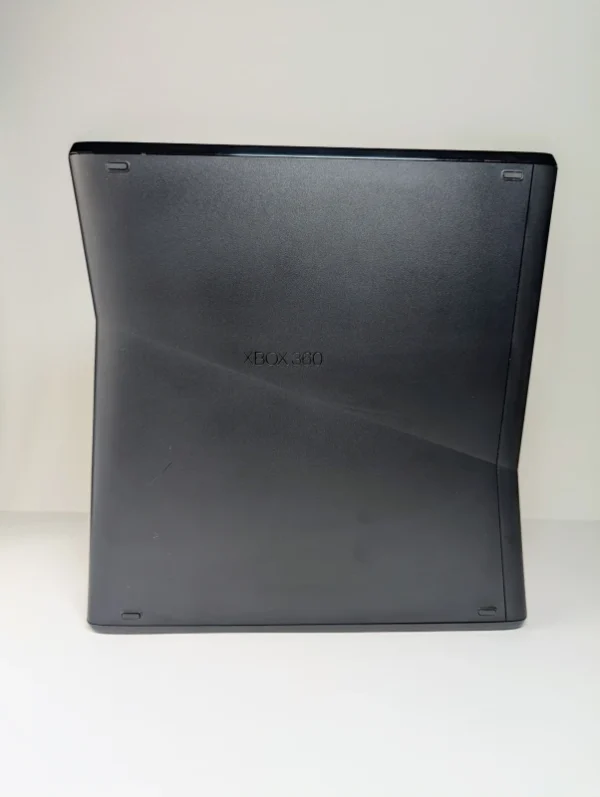 Xbox 360 Slim - 4GB - Image 5