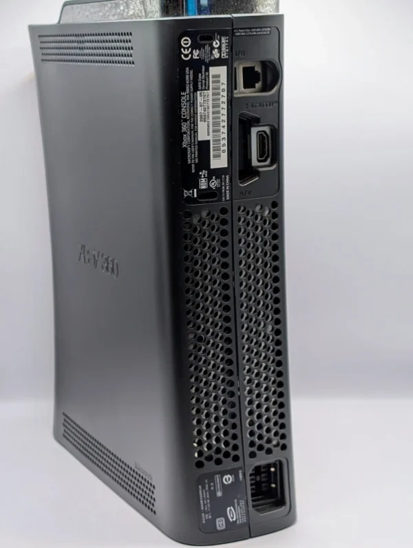 Xbox 360 Elite - 120GB - Image 4